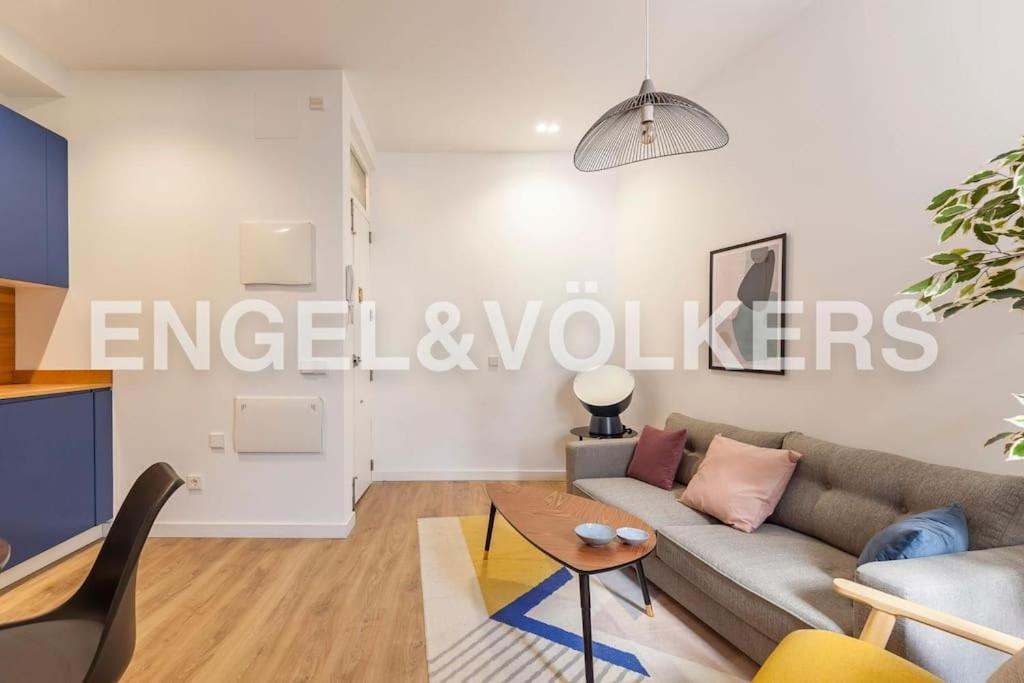 Moderno Apartamento En Pleno Centro Madrid Dış mekan fotoğraf